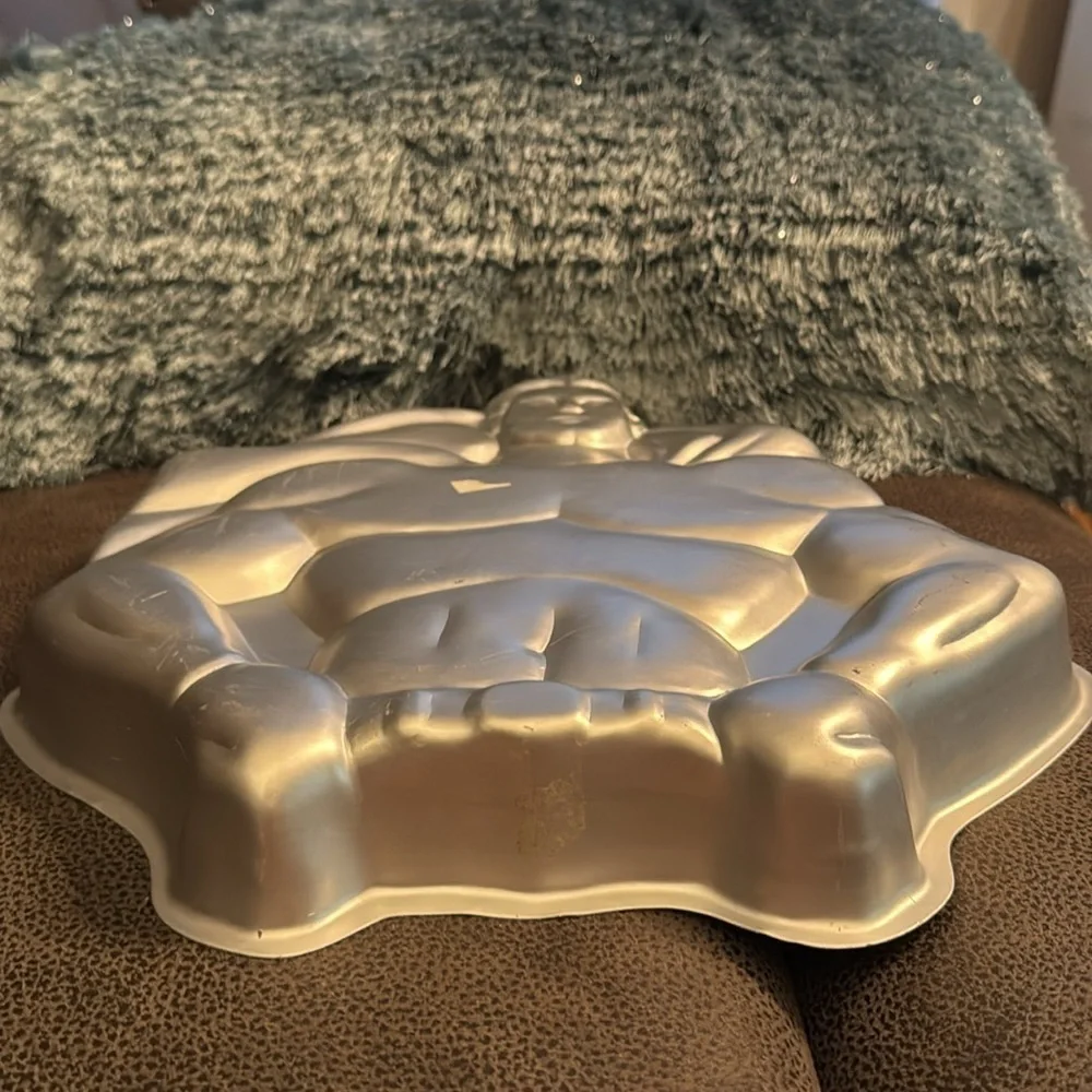 Vintage 1977 Wilton Superman DC Comics Cake Pan Superheroes
